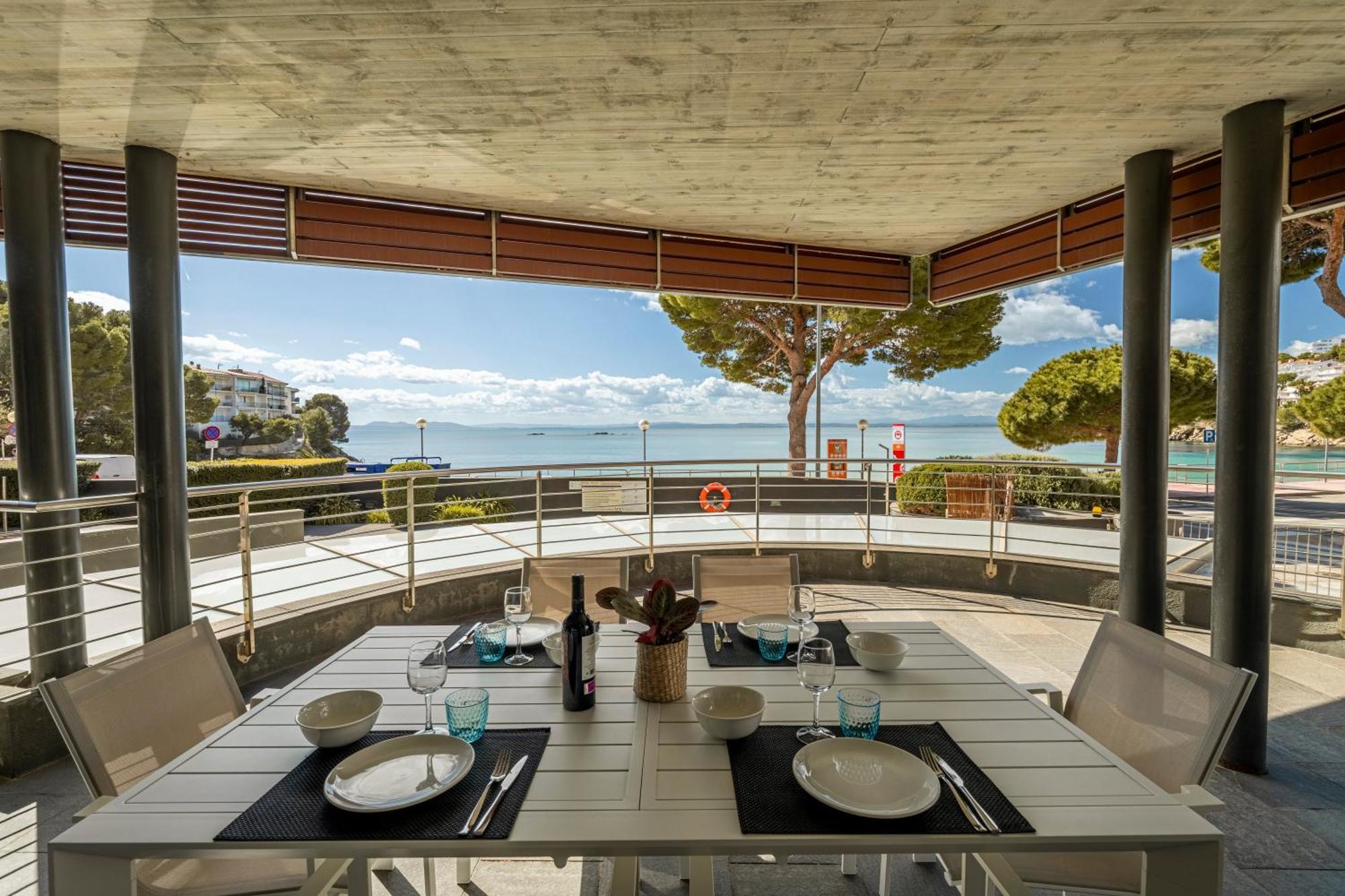 Apartamento Con Gran Terraza Delante Del Mar Росас Экстерьер фото